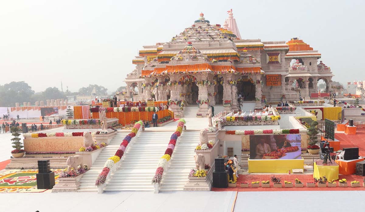Ayodhya Tour with Public Travels Varanasi